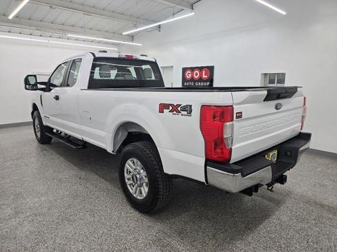 Used 2022 Ford F250 XL w/ Power Equipment Group AWD/4WD image 4