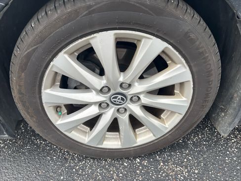 Used 2019 Toyota Camry LE w/ Convenience Package image 10