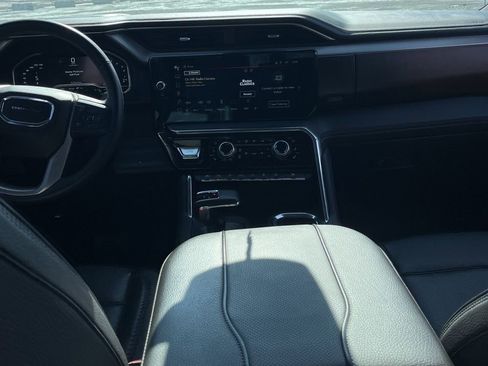 Used 2023 GMC Sierra 1500 Denali w/ Denali Reserve Package image 18