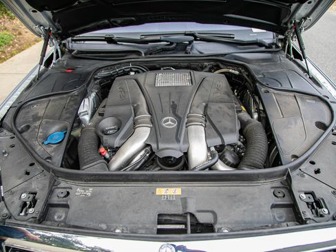 Used 2015 Mercedes-Benz S 550 Sedan image 34