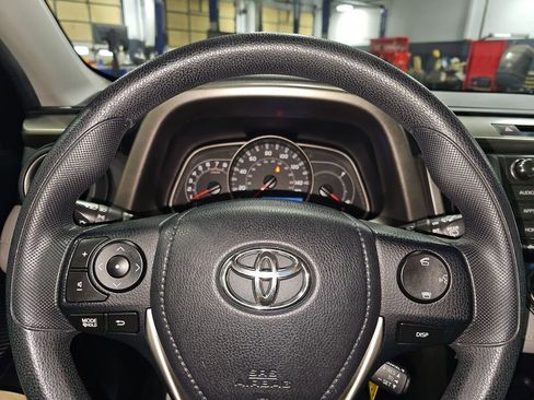 Used 2014 Toyota RAV4 XLE image 35
