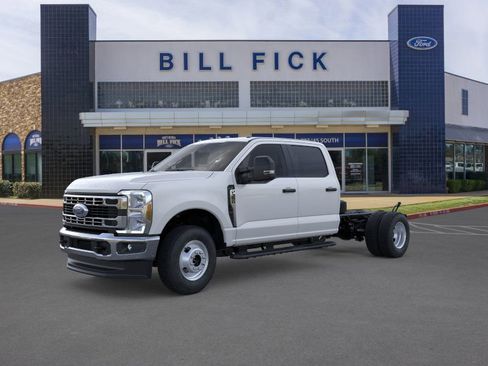 New 2026 Ford F350 XL w/ XL Chrome Package AWD/4WD image 1