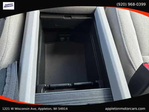 Used 2017 Honda Pilot EX image 20