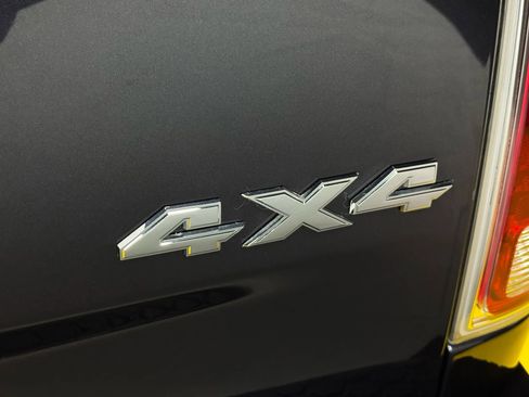 Used 2018 RAM 1500 Laramie w/ Convenience Group image 13