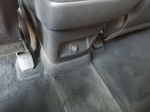 Used 2023 Kia Telluride LX image 15