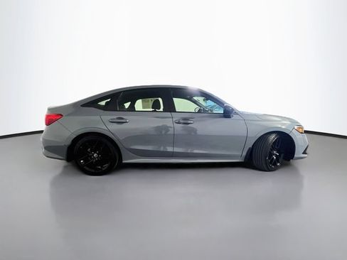 Used 2023 Honda Civic Sport image 9