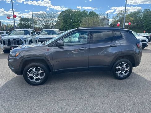 Used 2022 Jeep Compass Trailhawk w/ Trailhawk Elite Group AWD/4WD image 4