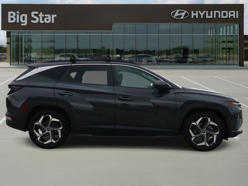 Used 2022 Hyundai Tucson SEL w/ Convenience + Premium Package FWD image 5
