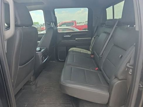 Used 2024 GMC Sierra 3500 SLT w/ SLT Premium Package AWD/4WD image 8
