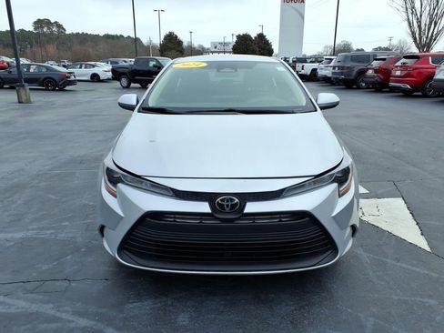 Used 2024 Toyota Corolla LE image 8