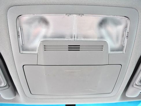 Used 2015 Toyota Camry SE FWD image 32