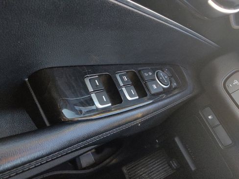 Used 2016 Kia Sorento LX w/ LX Convenience Package image 27