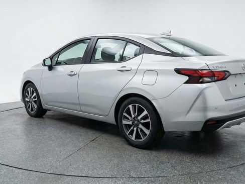 Used 2025 Nissan Versa SV FWD image 6