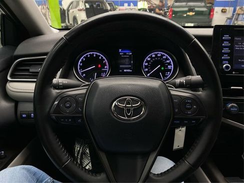 Used 2022 Toyota Camry SE FWD image 20