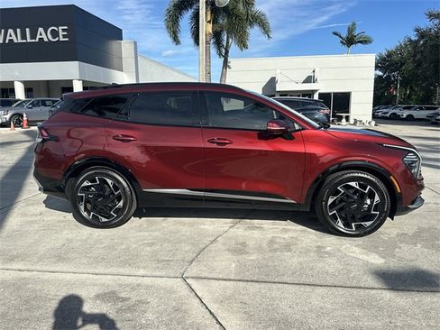 Certified 2025 Kia Sportage SX image 5