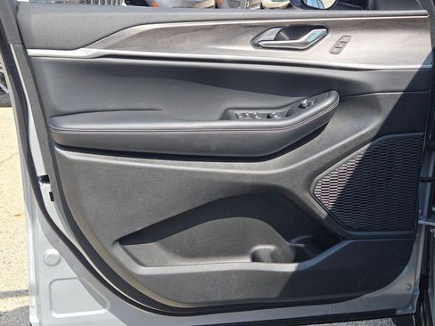 New 2025 Jeep Grand Cherokee L Limited w/ MOPAR Finishing Package image 22