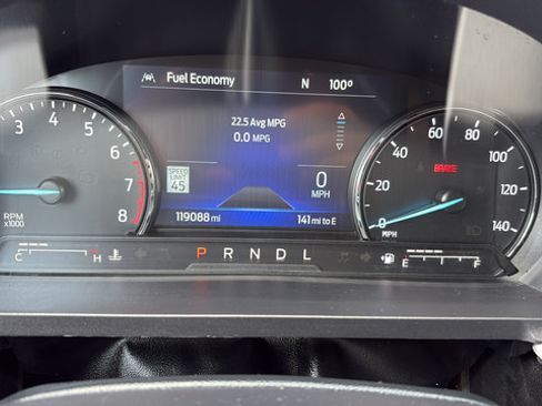 Used 2023 Ford Explorer XLT w/ Equipment Group 202A AWD/4WD image 16