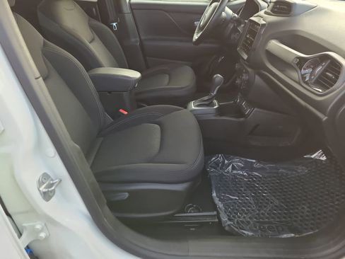 Used 2023 Jeep Renegade Altitude w/ Sun/Sound Group image 22