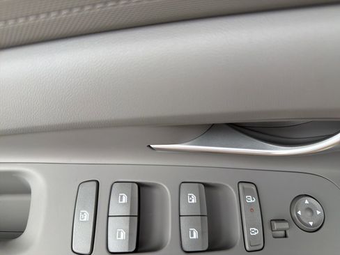 New 2026 Hyundai Elantra Hybrid FWD image 23