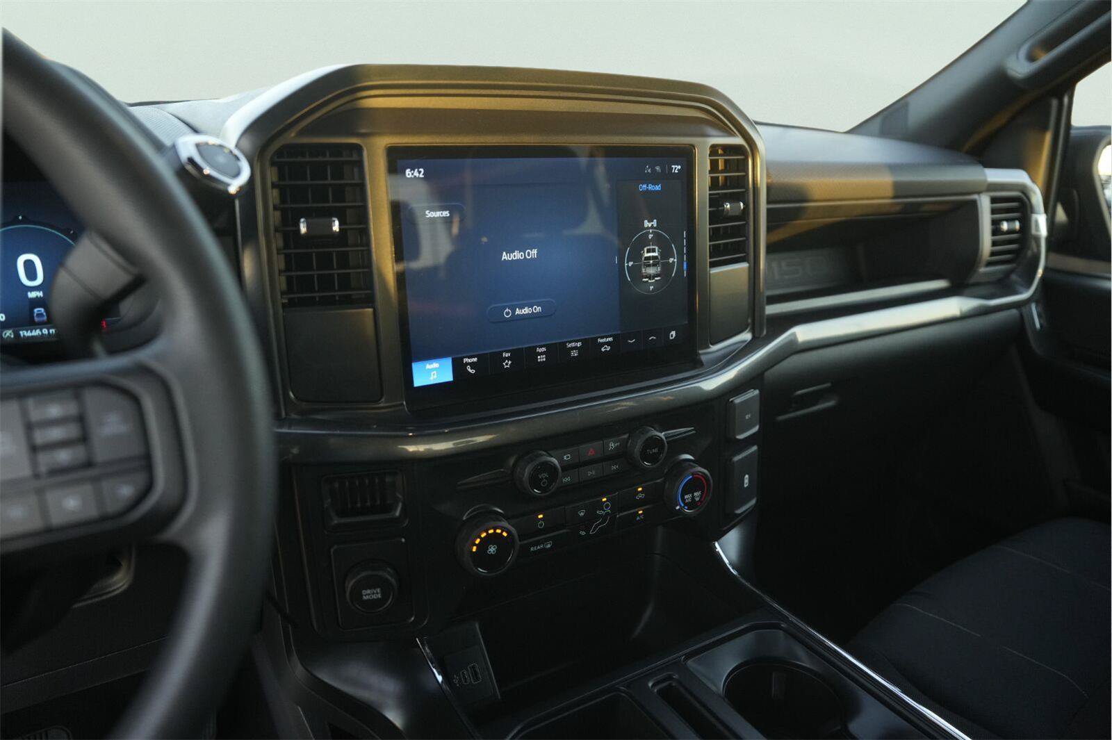 Used 2025 Ford F150 STX w/ Equipment Group 200A RWD image 26