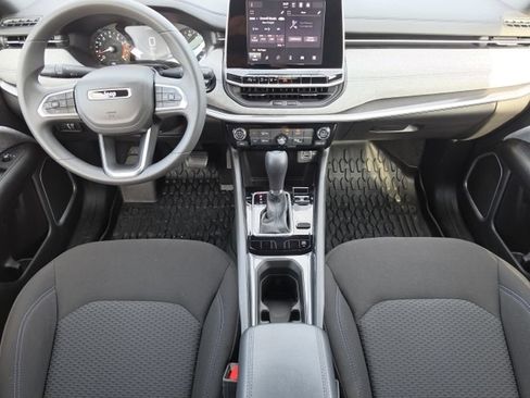 Used 2025 Jeep Compass Sport AWD/4WD image 5