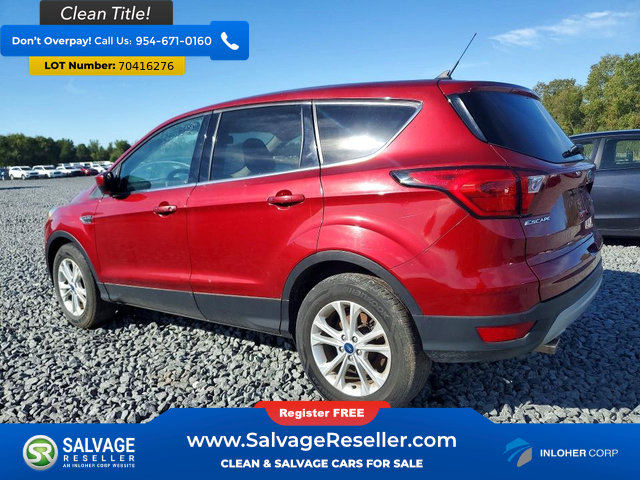 Used 2019 Ford Escape SE FWD image 3