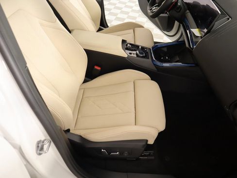 New 2025 BMW X3 M50 w/ Premium Package AWD/4WD image 14