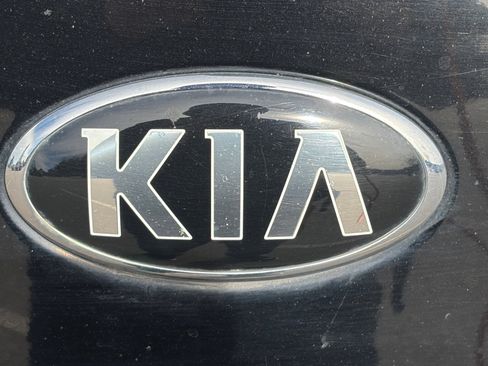 Used 2020 Kia Soul LX image 26