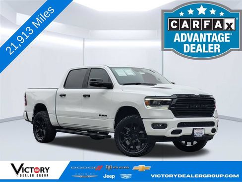 Used 2024 RAM 1500 Laramie AWD/4WD image 1