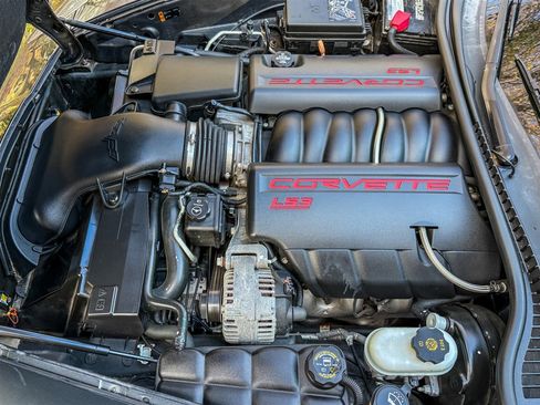 Used 2013 Chevrolet Corvette Convertible image 70