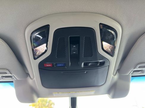 Used 2020 Subaru Outback Limited w/ Tech Package 2 image 28