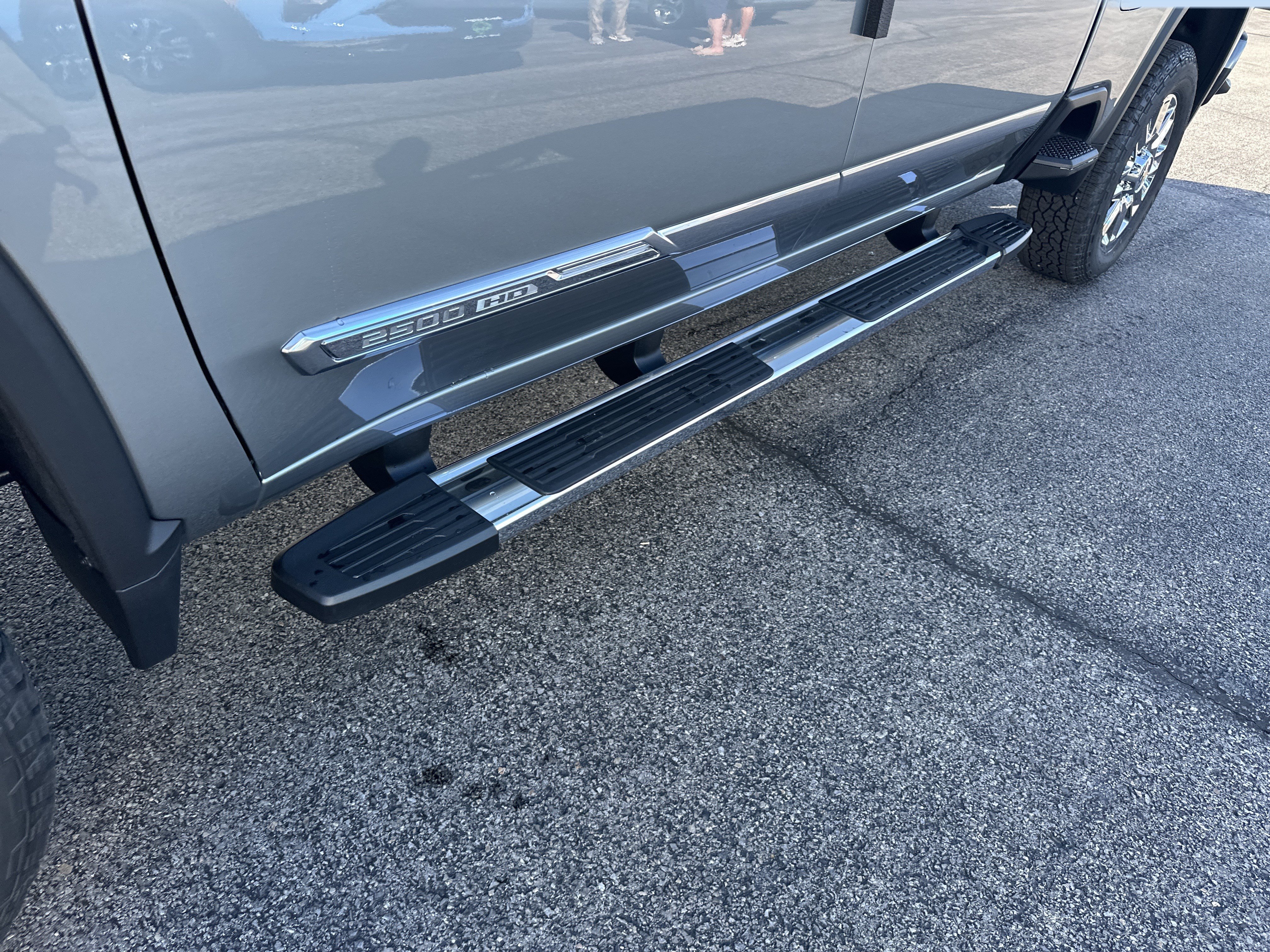 New 2026 Chevrolet Silverado 2500 High Country w/ High Country Premium Package AWD/4WD image 4