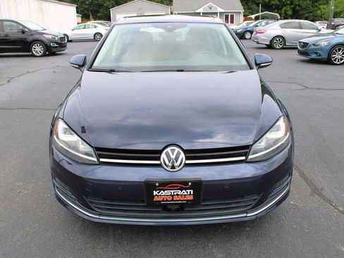 Used 2017 Volkswagen Golf SEL FWD image 3