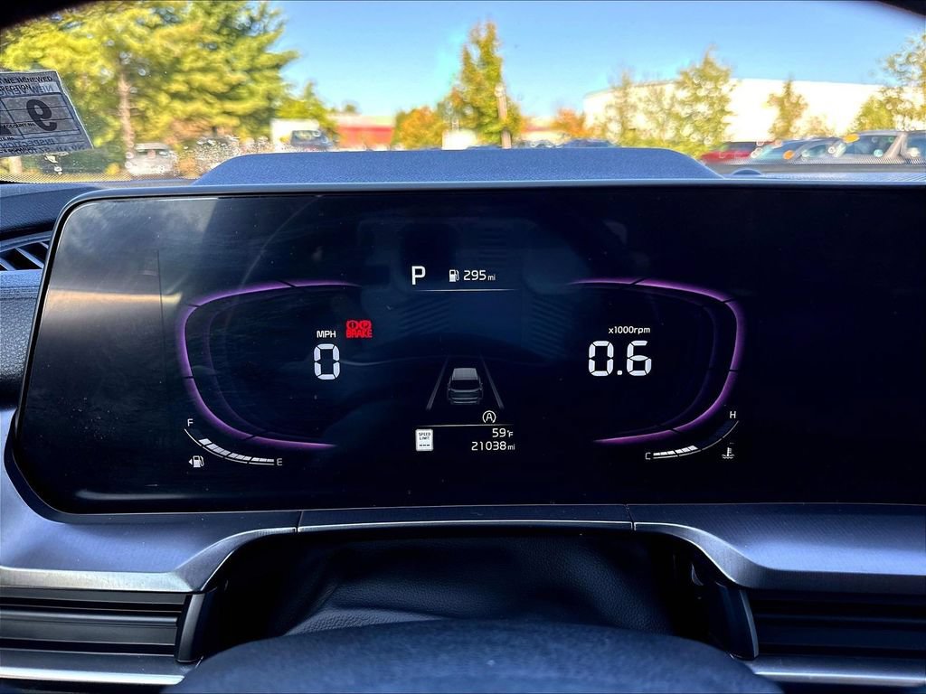Used 2024 Kia Telluride S w/ S Sunroof Package AWD/4WD image 17