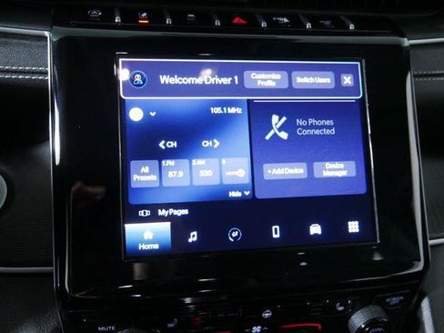 Certified 2023 Jeep Grand Cherokee L Laredo w/ Luxury Tech Group I AWD/4WD image 28