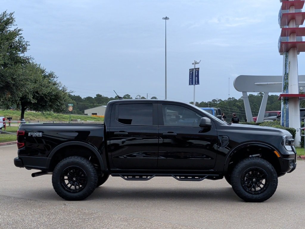 New 2026 Ford Ranger XLT w/ FX4 Off-Road Package AWD/4WD image 4