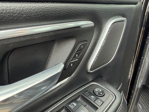 Used 2022 RAM 1500 Laramie image 24
