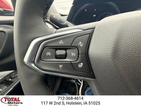 New 2026 Chevrolet Trax LT w/ Sunroof Package FWD image 17