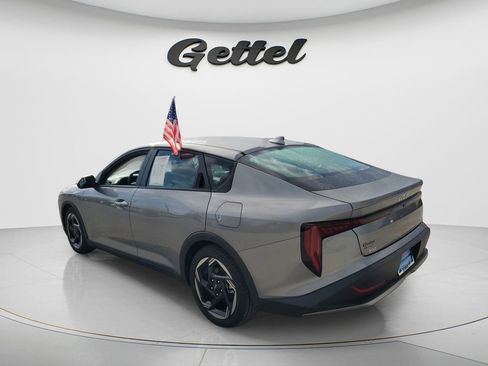 Used 2025 Kia K4 EX image 6