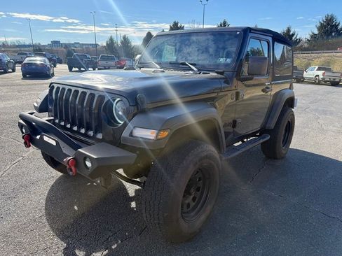 Used 2023 Jeep Wrangler Sport S image 3