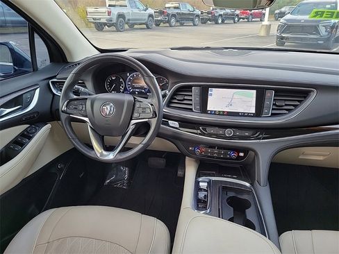 Used 2023 Buick Enclave Avenir w/ Avenir Technology Package image 9