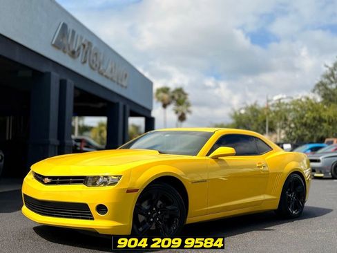 Used 2015 Chevrolet Camaro LS RWD image 1