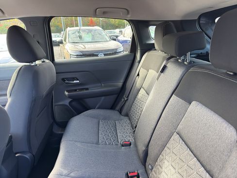 New 2026 Nissan Kicks SV w/ Cold Weather Package image 31