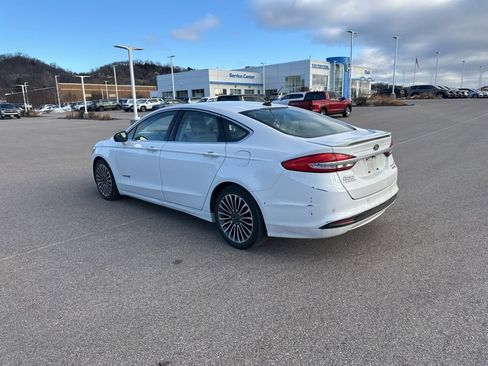 Used 2017 Ford Fusion Titanium image 11