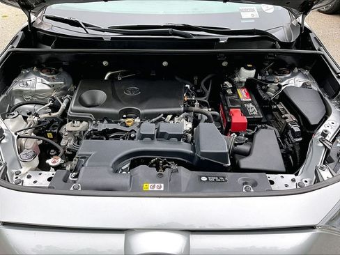 Certified 2022 Toyota RAV4 LE AWD/4WD image 27