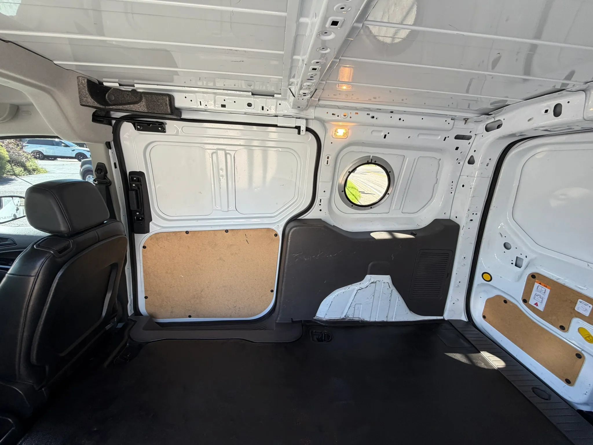 Used 2022 Ford Transit Connect XL w/ CNG/LPG Engine Prep Package FWD image 26