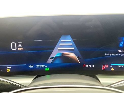 Used 2024 Cadillac Lyriq Luxury AWD/4WD image 54
