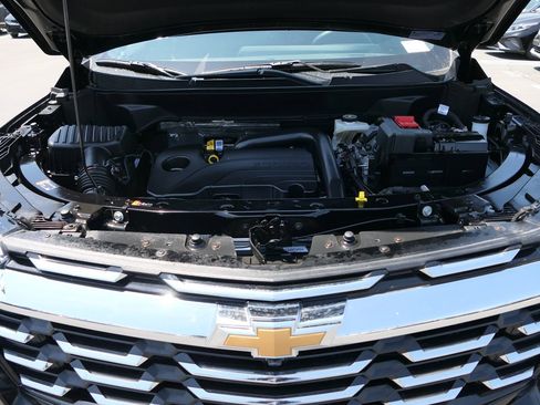 Used 2026 Chevrolet Equinox LT FWD image 25