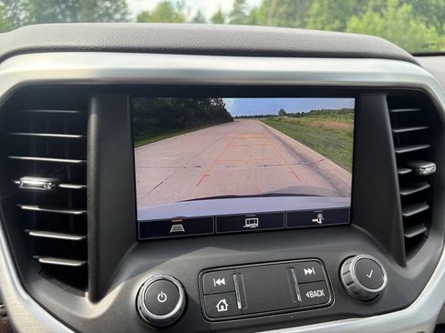 Used 2023 GMC Acadia SLT w/ Preferred Package AWD/4WD image 27