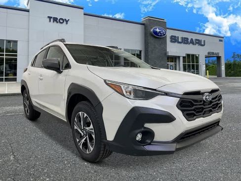 Used 2024 Subaru Crosstrek 2.0i Premium AWD/4WD image 9